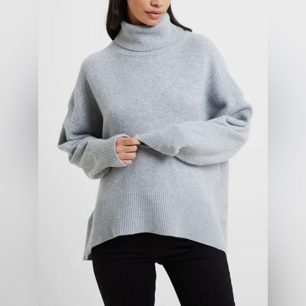 French Connection Vhari Wool Blend Textured Turtleneck Sweater Soft Grey Size M